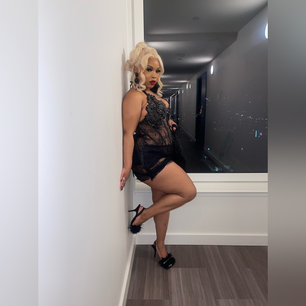 Lace with corset & zipper in the back